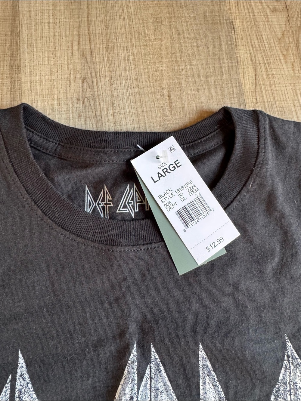 NWT Target Def Leppard Tank - Picture 2 of 2
